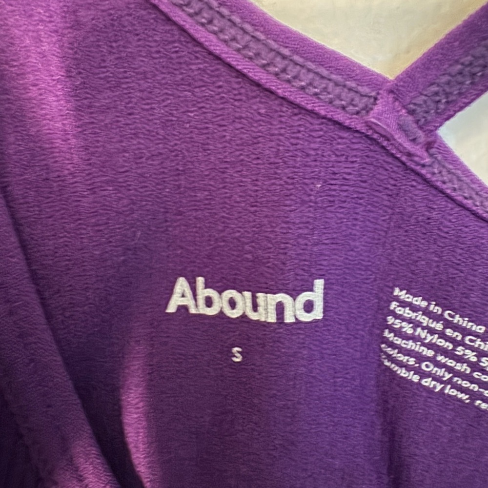 Abound Purple Ribbed Crop Top - Picture 2 of 6